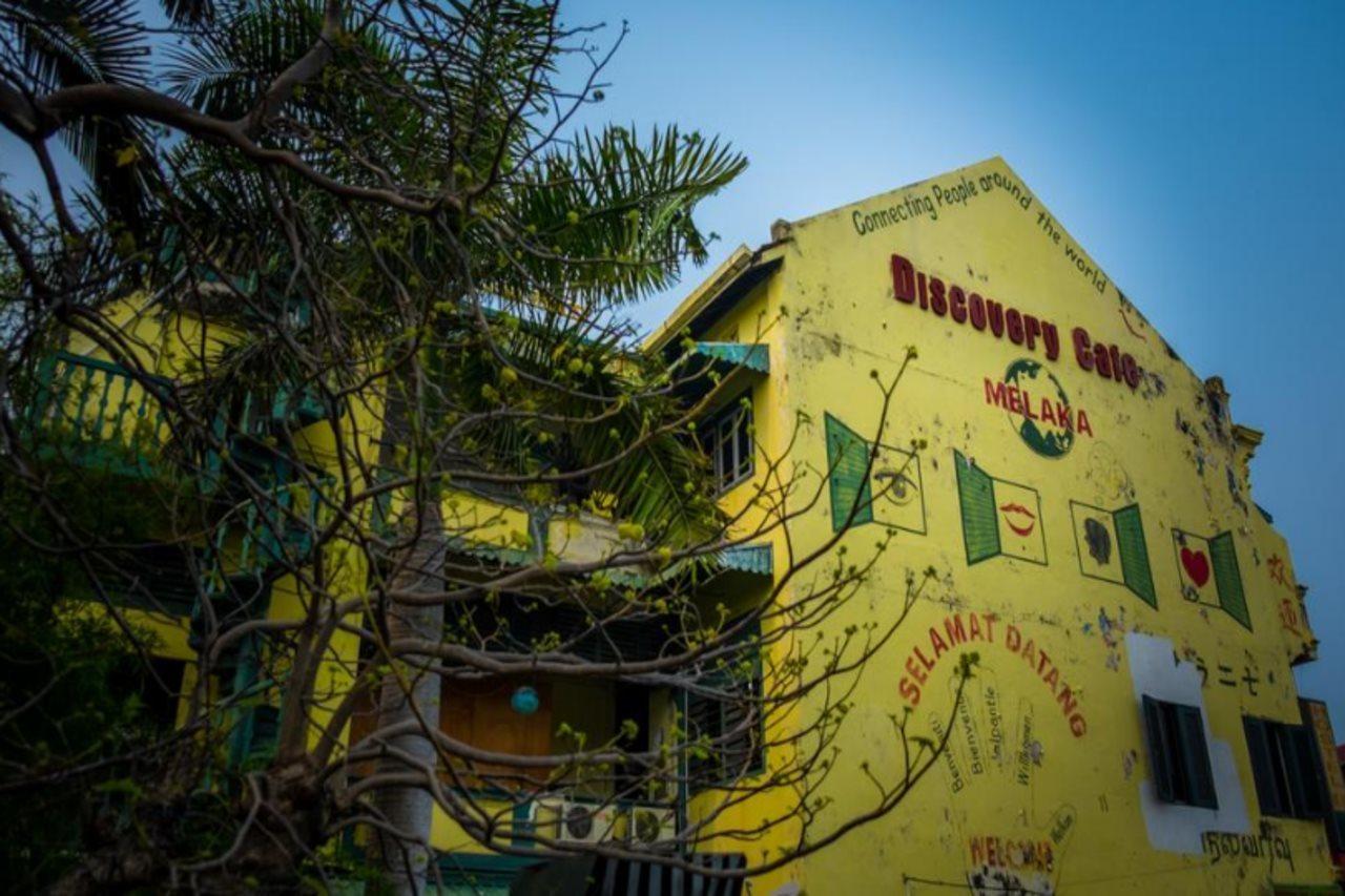 Discovery Cafe And Guesthouse ملقا المظهر الخارجي الصورة