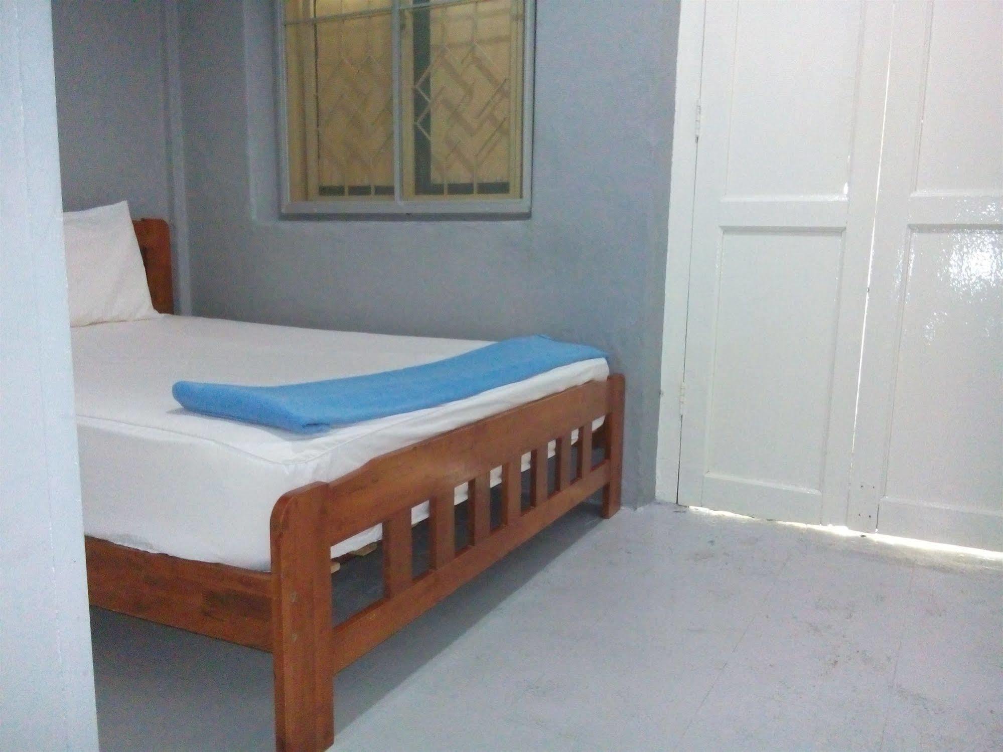 Discovery Cafe And Guesthouse ملقا المظهر الخارجي الصورة